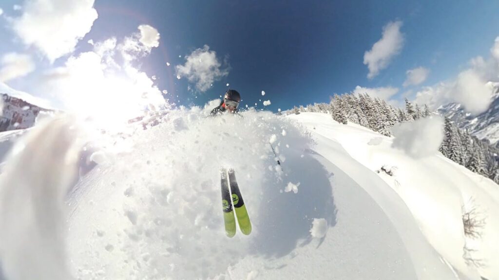 Mann Skifahren Schnee Schöne Skigebiete in Österreich Top 10